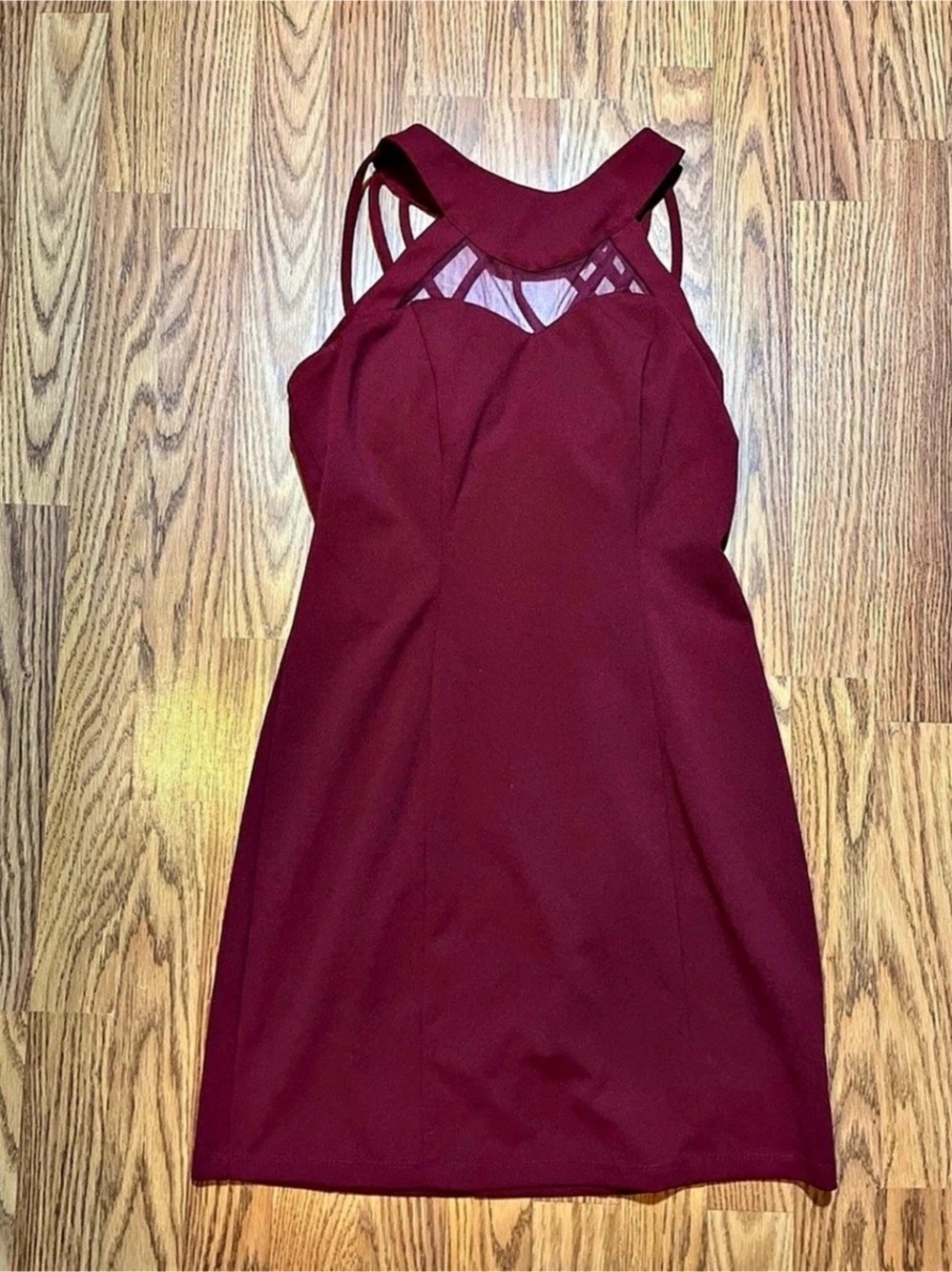 Speechless Brand Ladies /Junior's Short Dress, Dark Red (Size 7) hoco